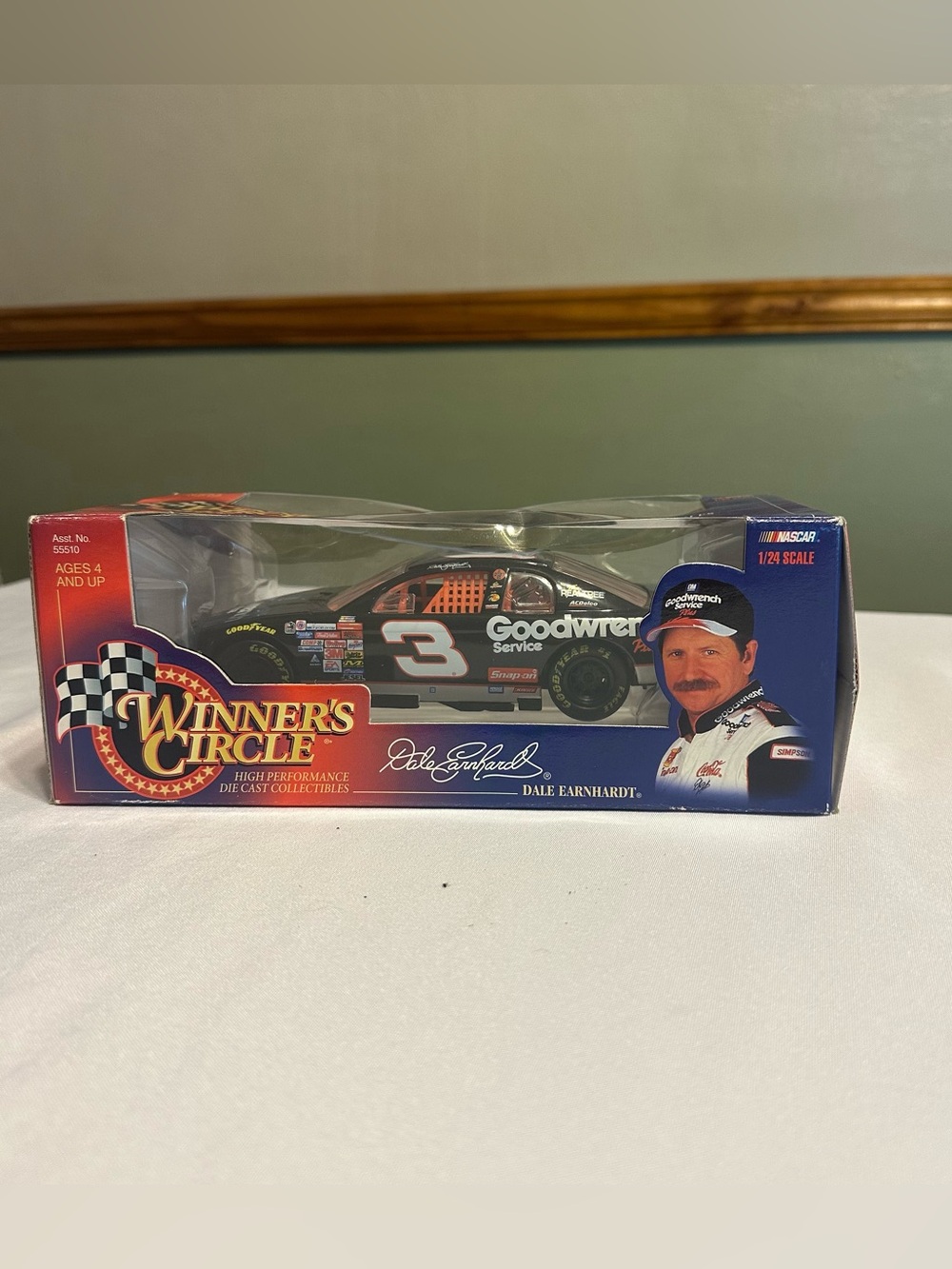 Dale Earnhardt Die-Cast Collectible Car - Black Goodwrench #3 winners circle